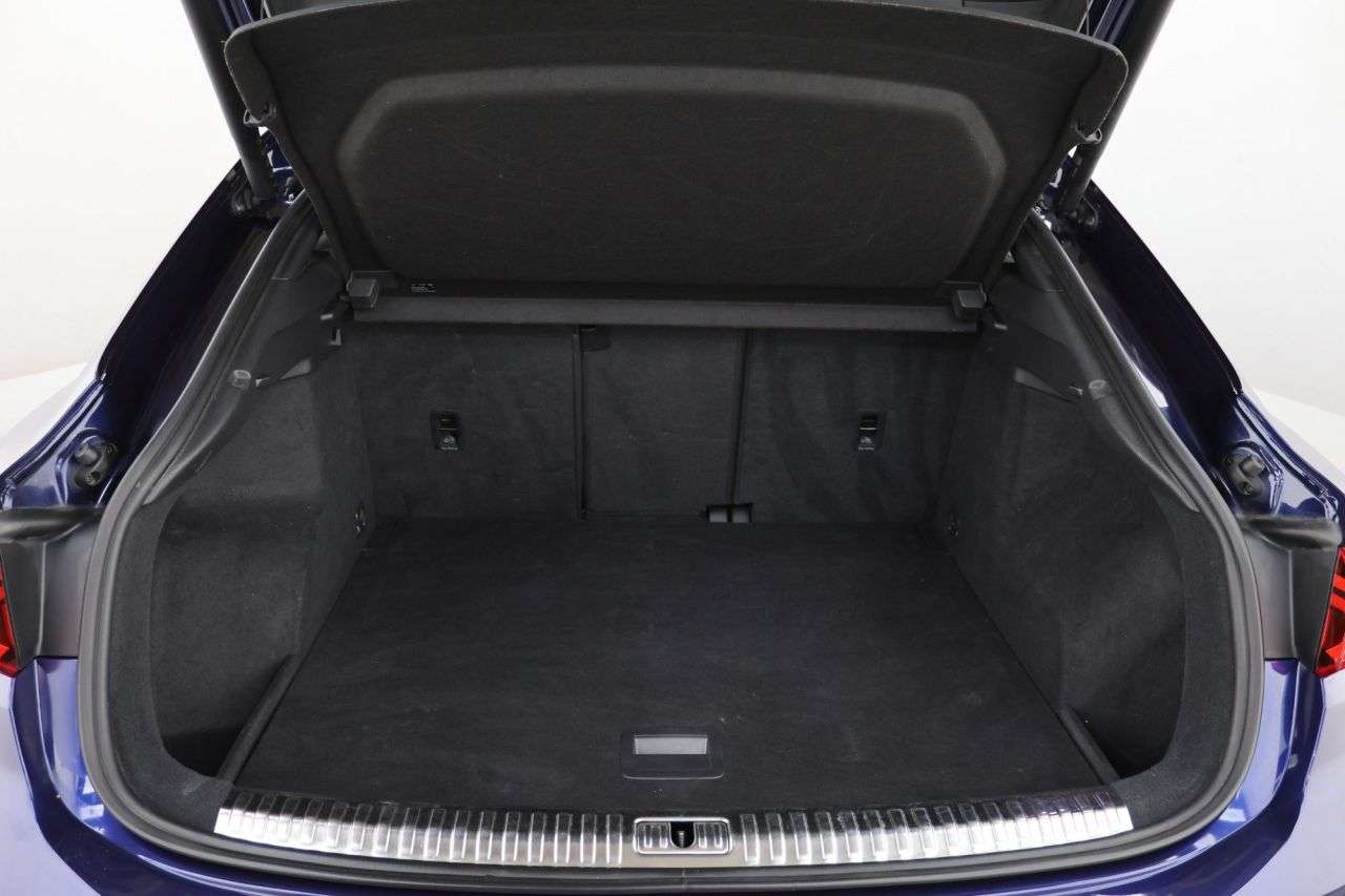 2021 AUDI Q3 2021 AUDI Q3