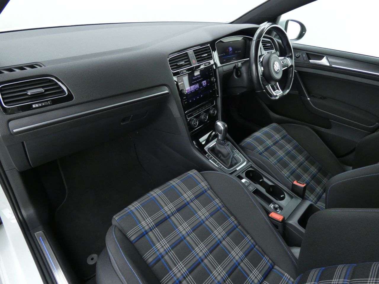 2020 VOLKSWAGEN GOLF 2020 VOLKSWAGEN GOLF