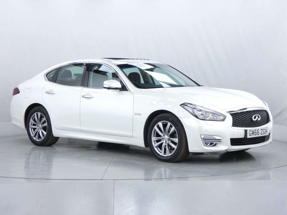 Check out this Infiniti Q70 2017 Hybrid Electric Automatic