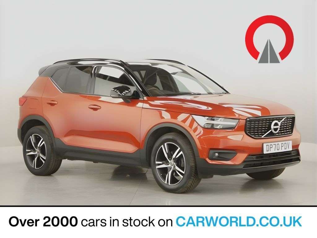 2021 VOLVO XC40 2021 VOLVO XC40