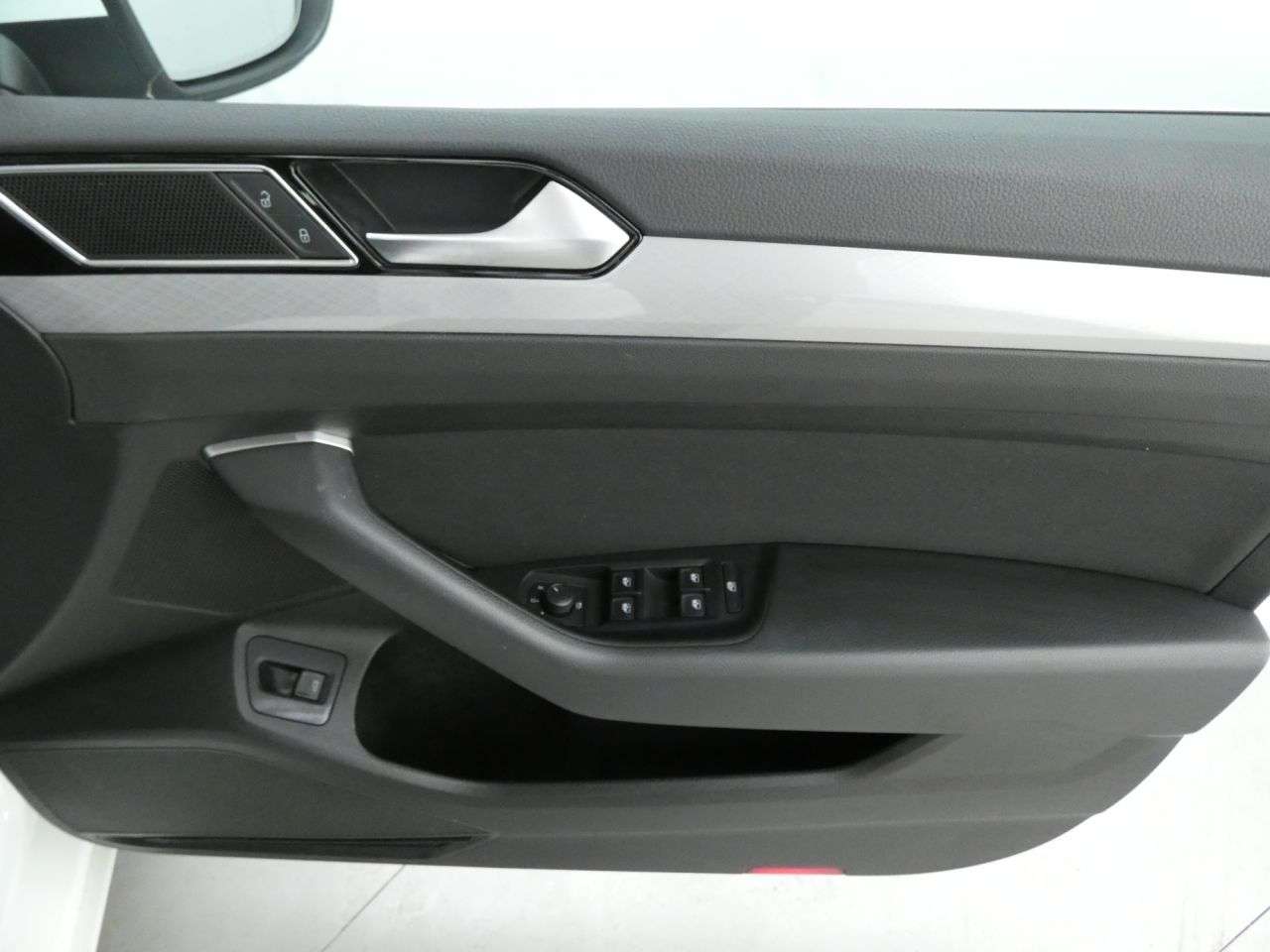 2021 VOLKSWAGEN PASSAT 2021 VOLKSWAGEN PASSAT