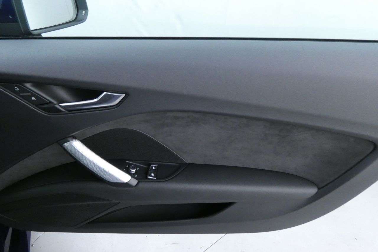 2021 AUDI TT 2021 AUDI TT