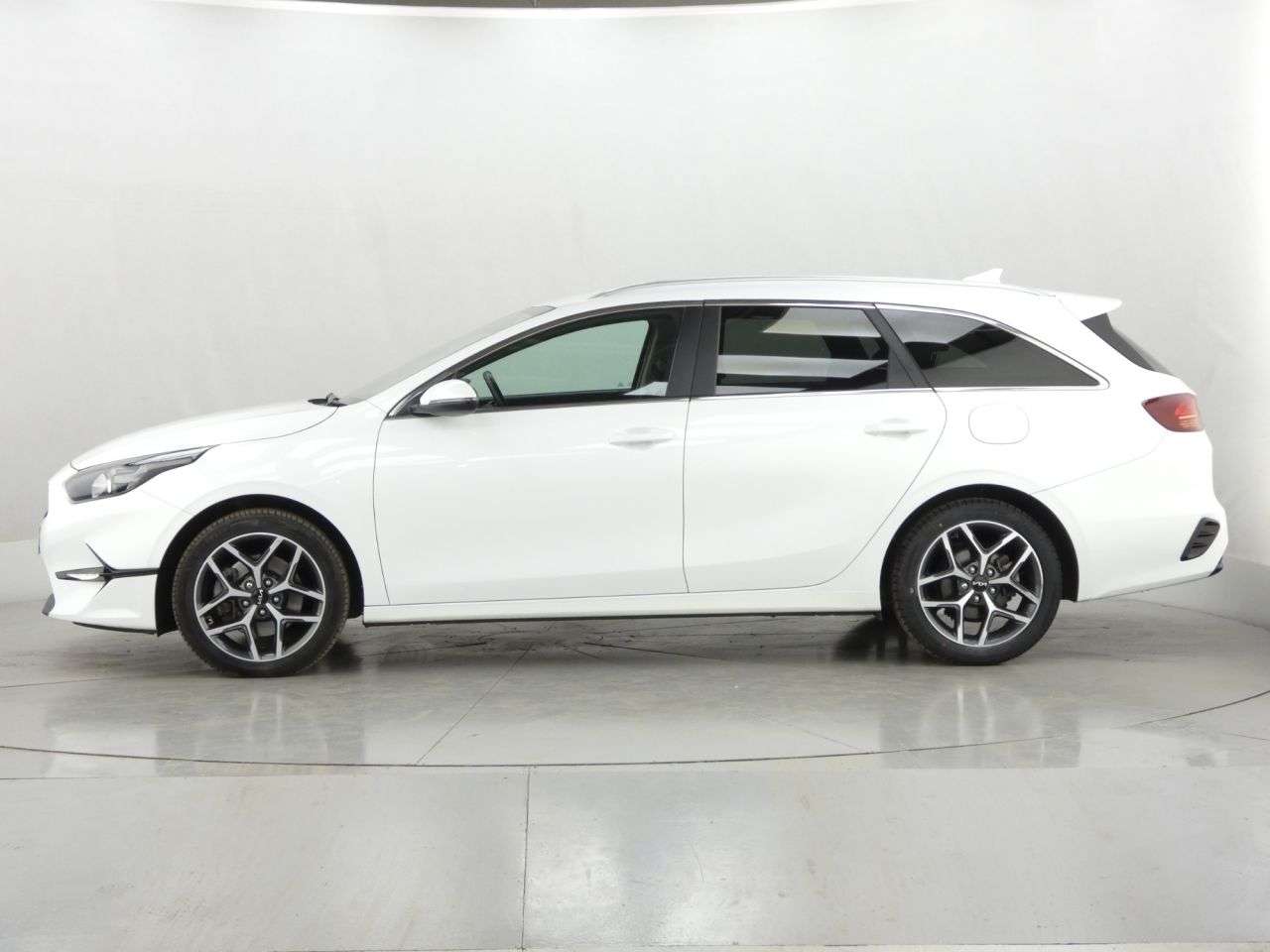 2023 KIA CEED 2023 KIA CEED