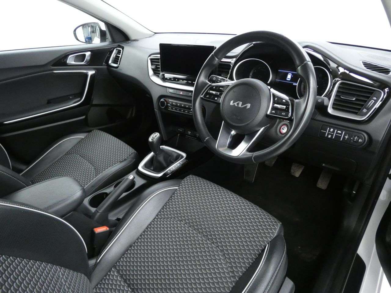 2023 KIA CEED 2023 KIA CEED