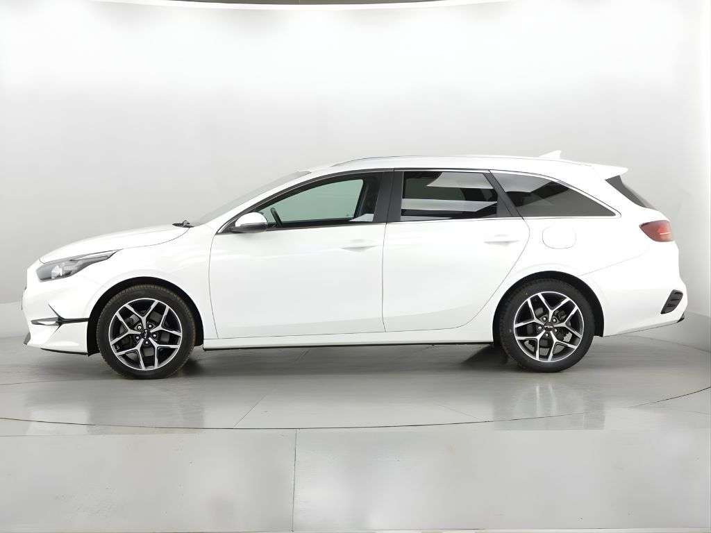 2023 KIA CEED 2023 KIA CEED