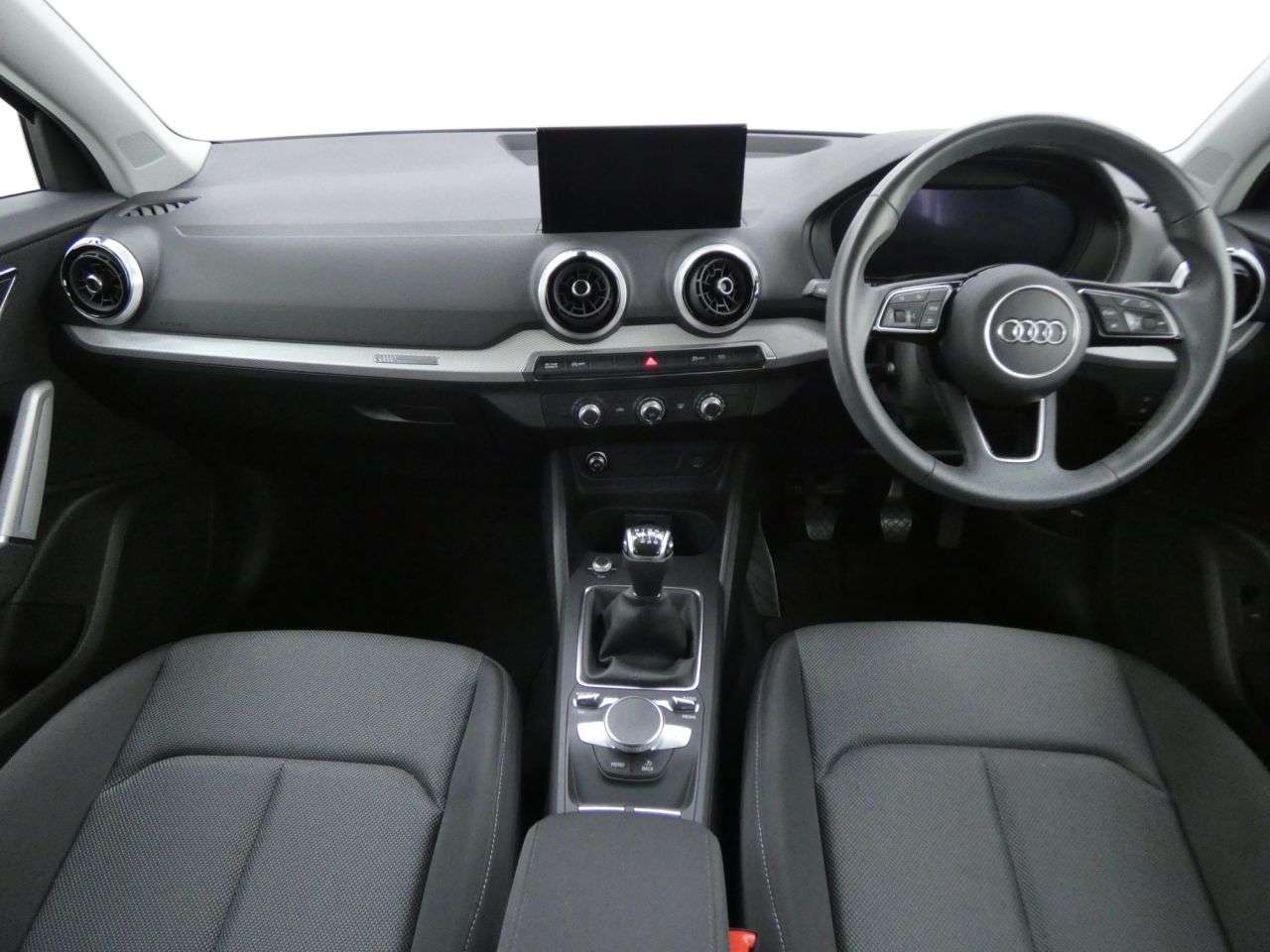 2021 AUDI Q2 2021 AUDI Q2