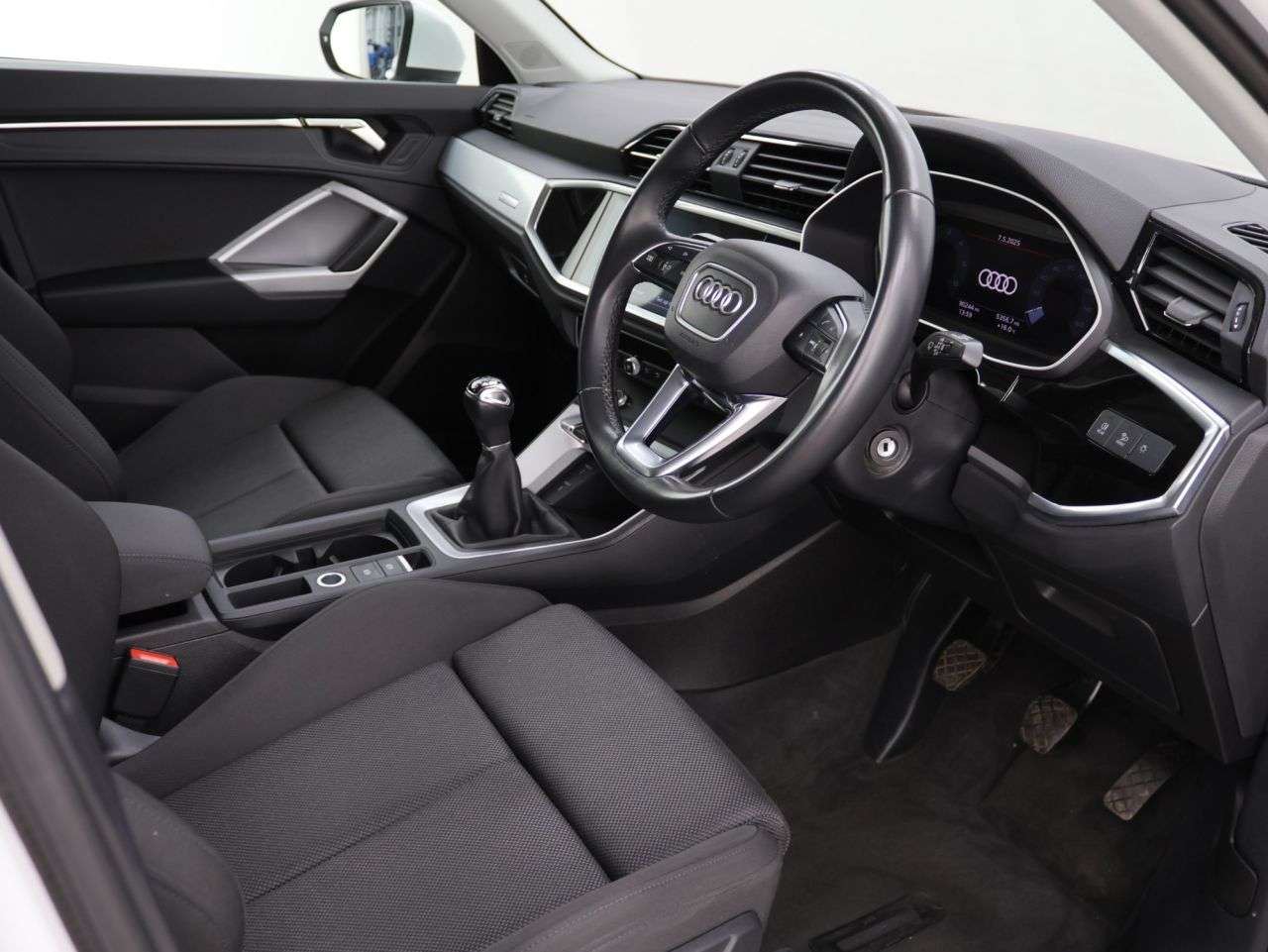 2022 AUDI Q3 2022 AUDI Q3