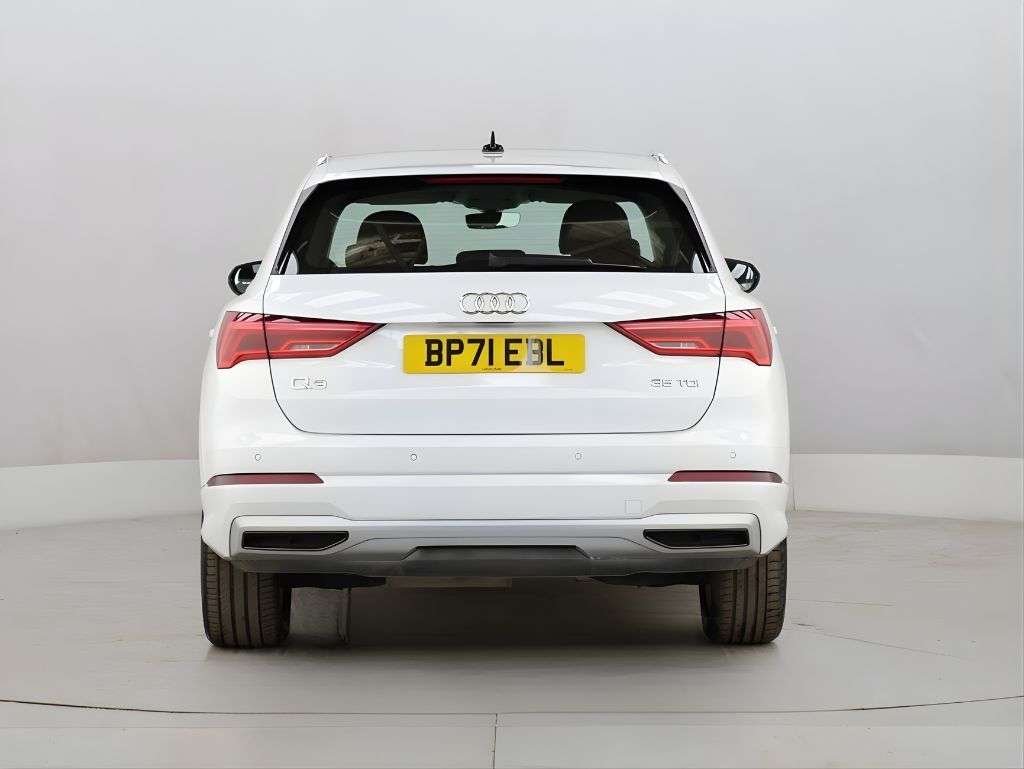 2022 AUDI Q3 2022 AUDI Q3