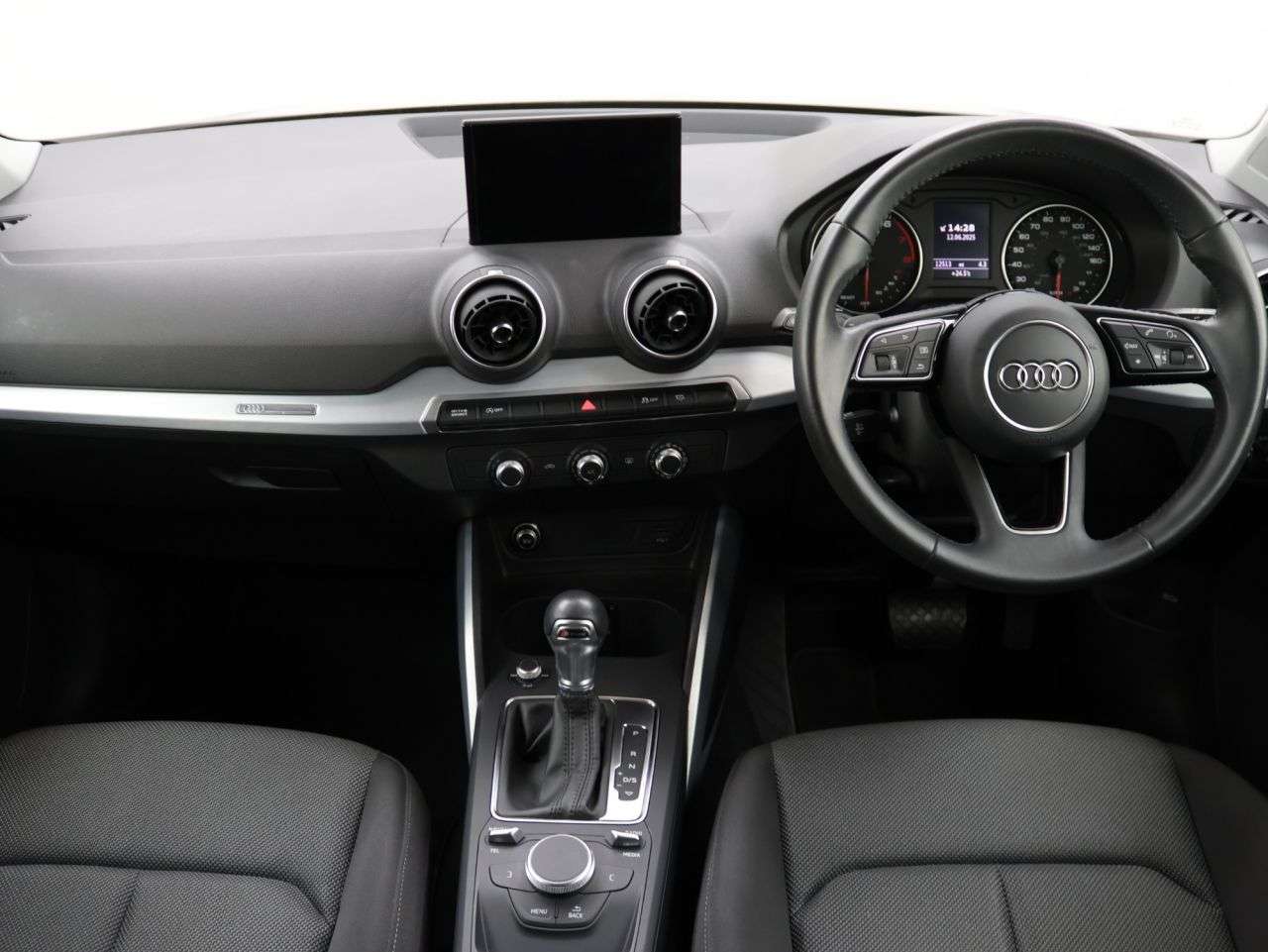 2020 AUDI Q2 2020 AUDI Q2