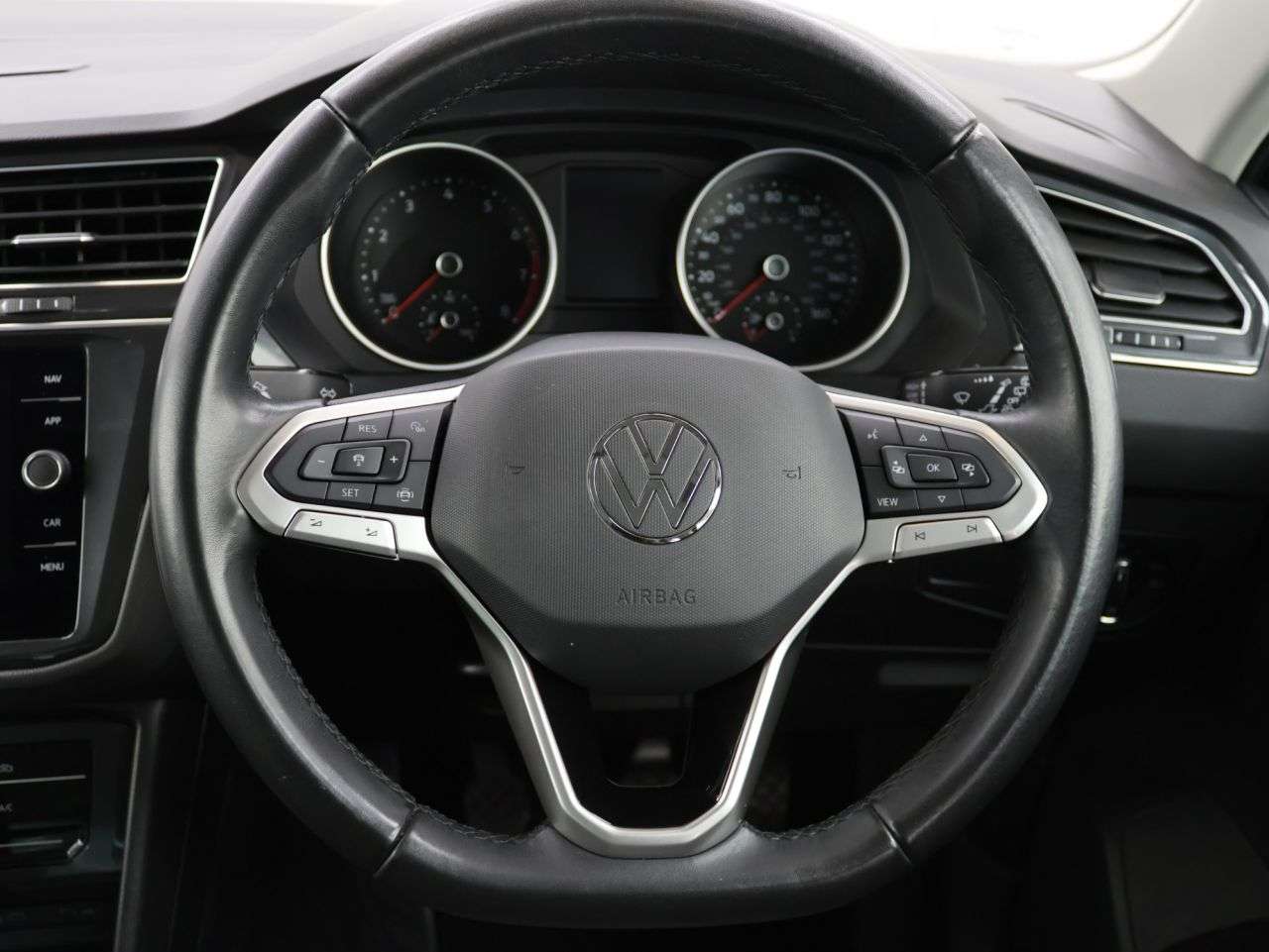 2022 VOLKSWAGEN TIGUAN 2022 VOLKSWAGEN TIGUAN