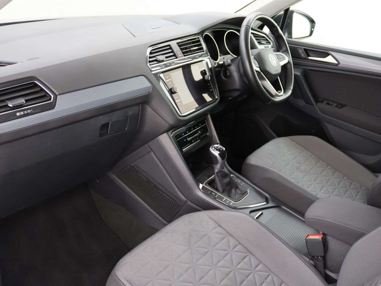 2022 VOLKSWAGEN TIGUAN 2022 VOLKSWAGEN TIGUAN