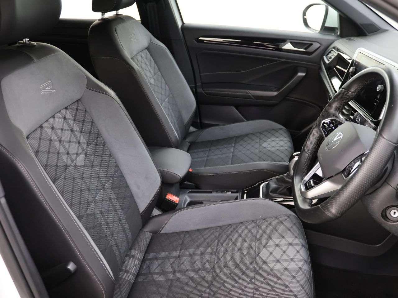 2022 VOLKSWAGEN T-ROC 2022 VOLKSWAGEN T-ROC