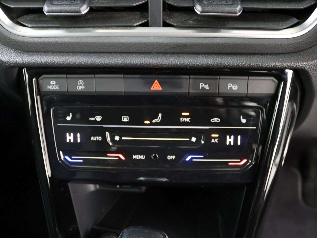 2022 VOLKSWAGEN T-ROC 2022 VOLKSWAGEN T-ROC