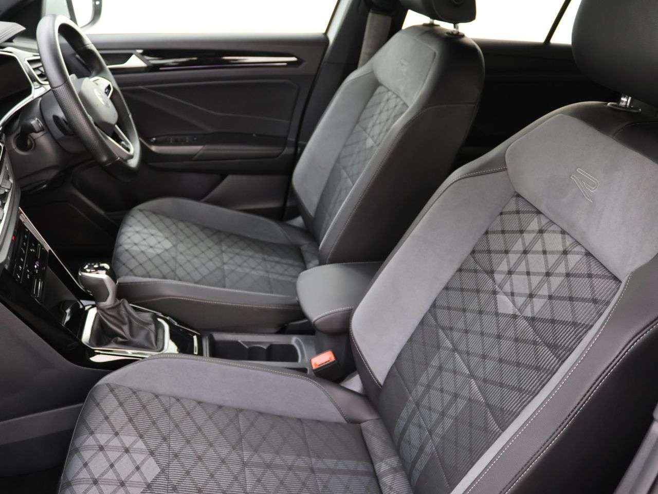 2022 VOLKSWAGEN T-ROC 2022 VOLKSWAGEN T-ROC