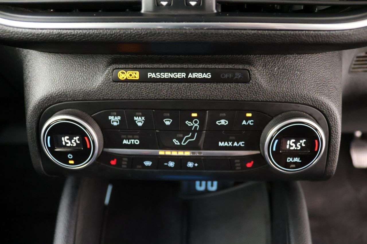 2022 FORD FOCUS 2022 FORD FOCUS