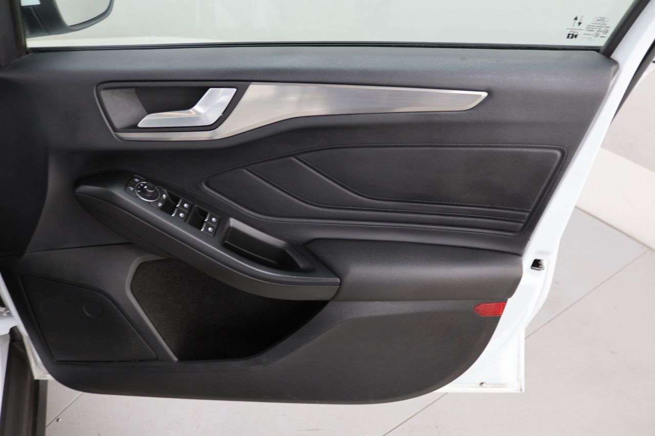 2022 FORD FOCUS 2022 FORD FOCUS