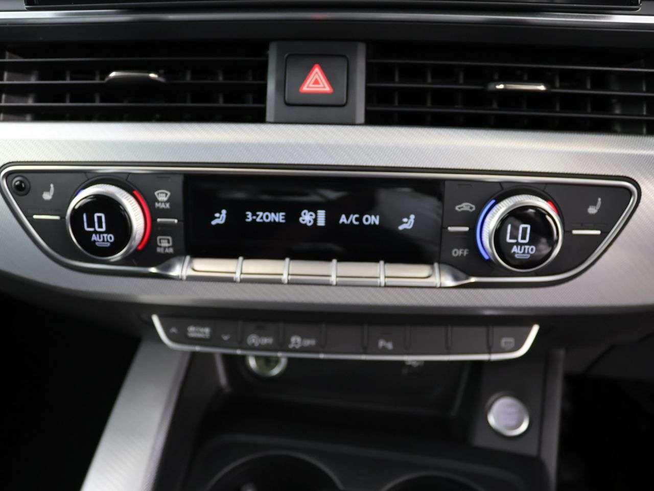 2020 AUDI A4 2020 AUDI A4