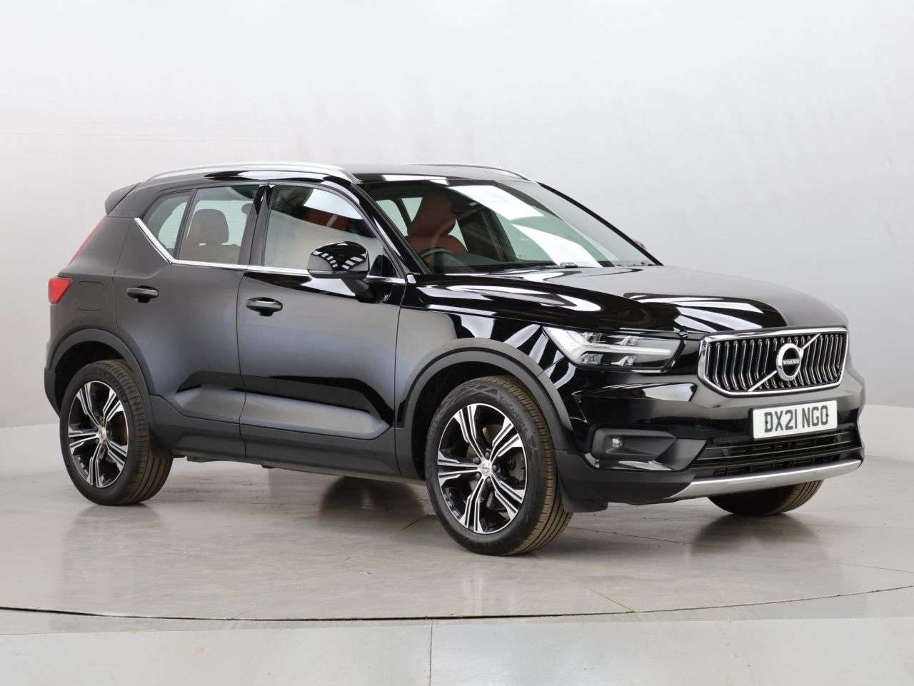 2021 VOLVO XC40 2021 VOLVO XC40