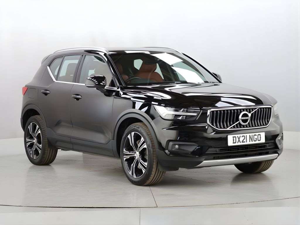 2021 VOLVO XC40 2021 VOLVO XC40