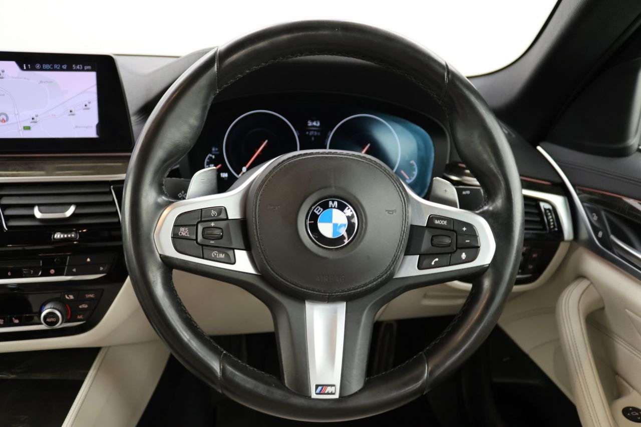 2019 BMW 5 SERIES 2019 BMW 5 SERIES