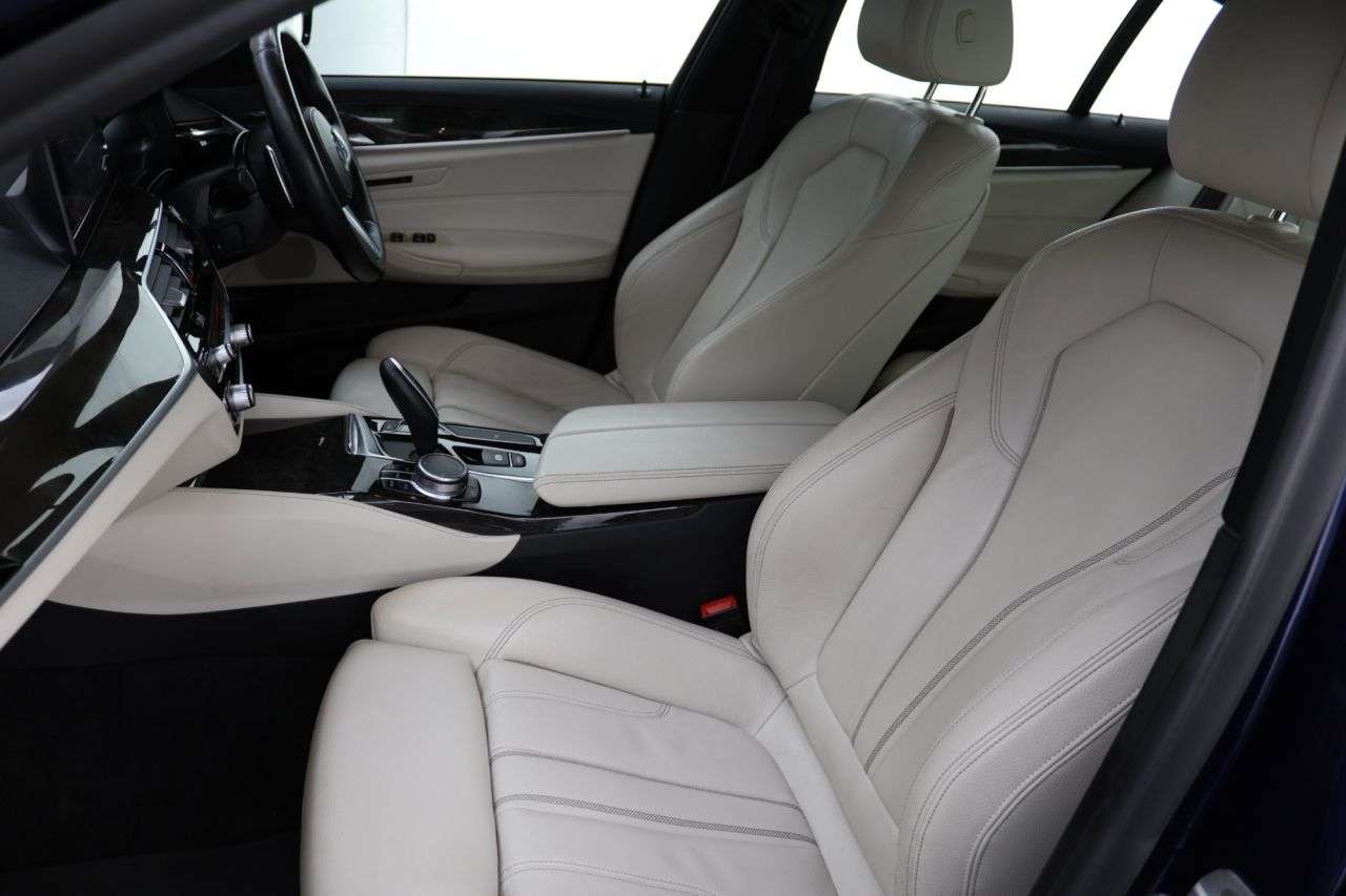 2019 BMW 5 SERIES 2019 BMW 5 SERIES