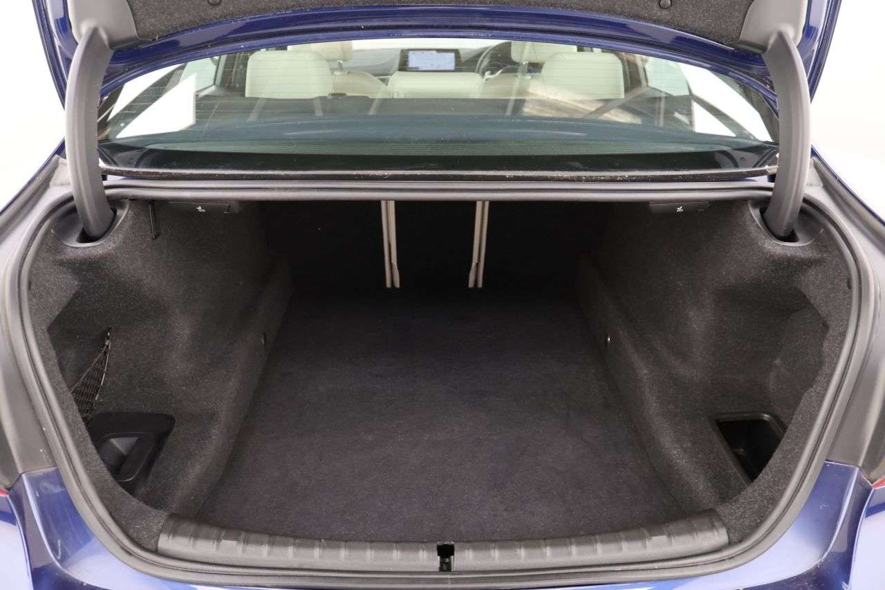 2019 BMW 5 SERIES 2019 BMW 5 SERIES