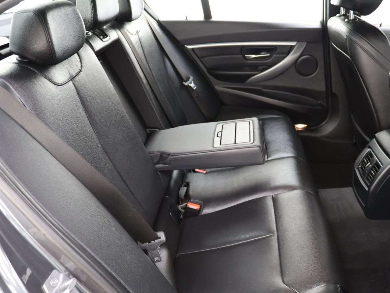 2017 BMW 3 SERIES 2017 BMW 3 SERIES