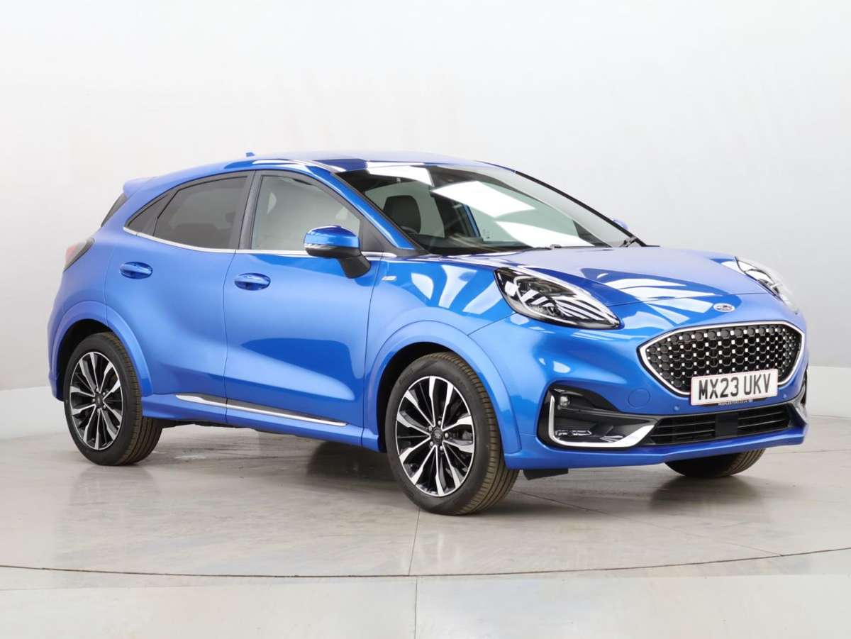 Check out this Ford Puma 2023 Petrol Manual