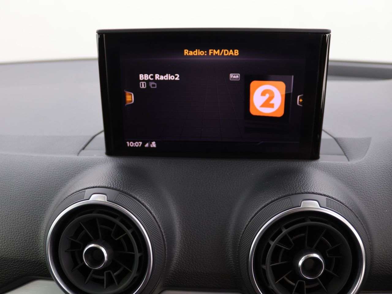 2019 AUDI Q2 2019 AUDI Q2