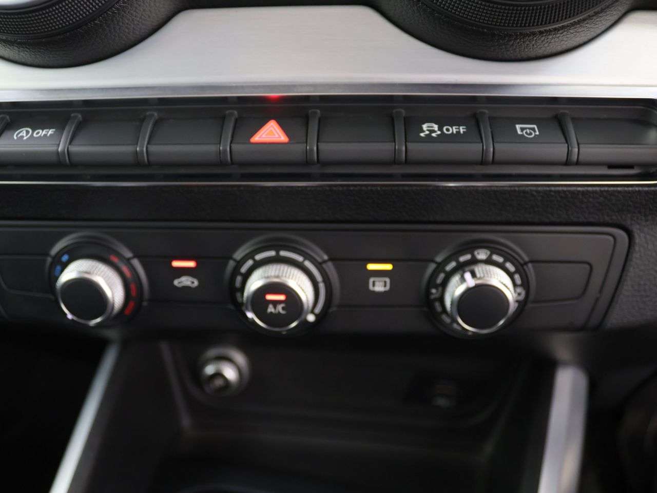 2019 AUDI Q2 2019 AUDI Q2