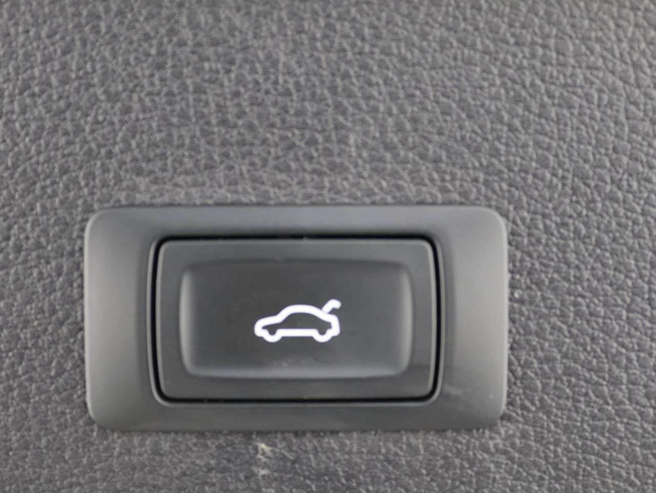 2019 AUDI Q2 2019 AUDI Q2