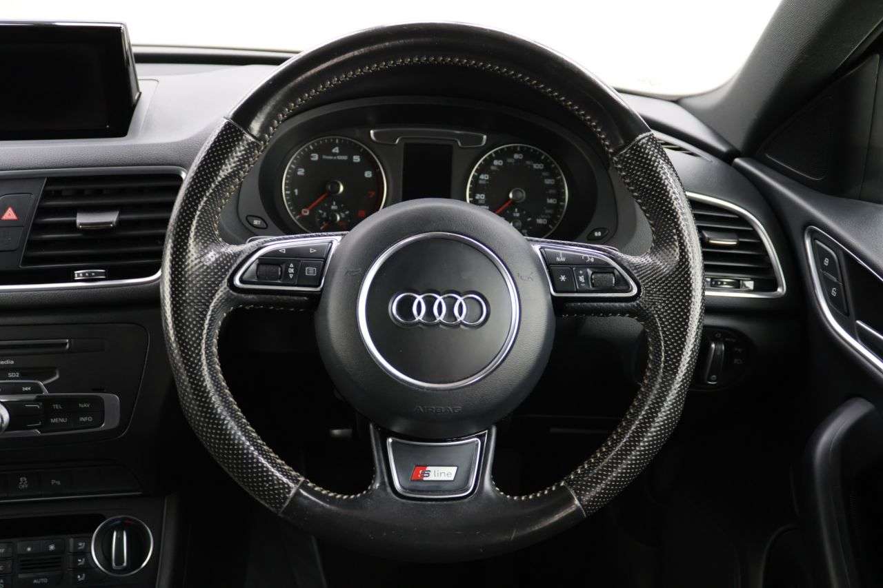 2017 AUDI Q3 2017 AUDI Q3