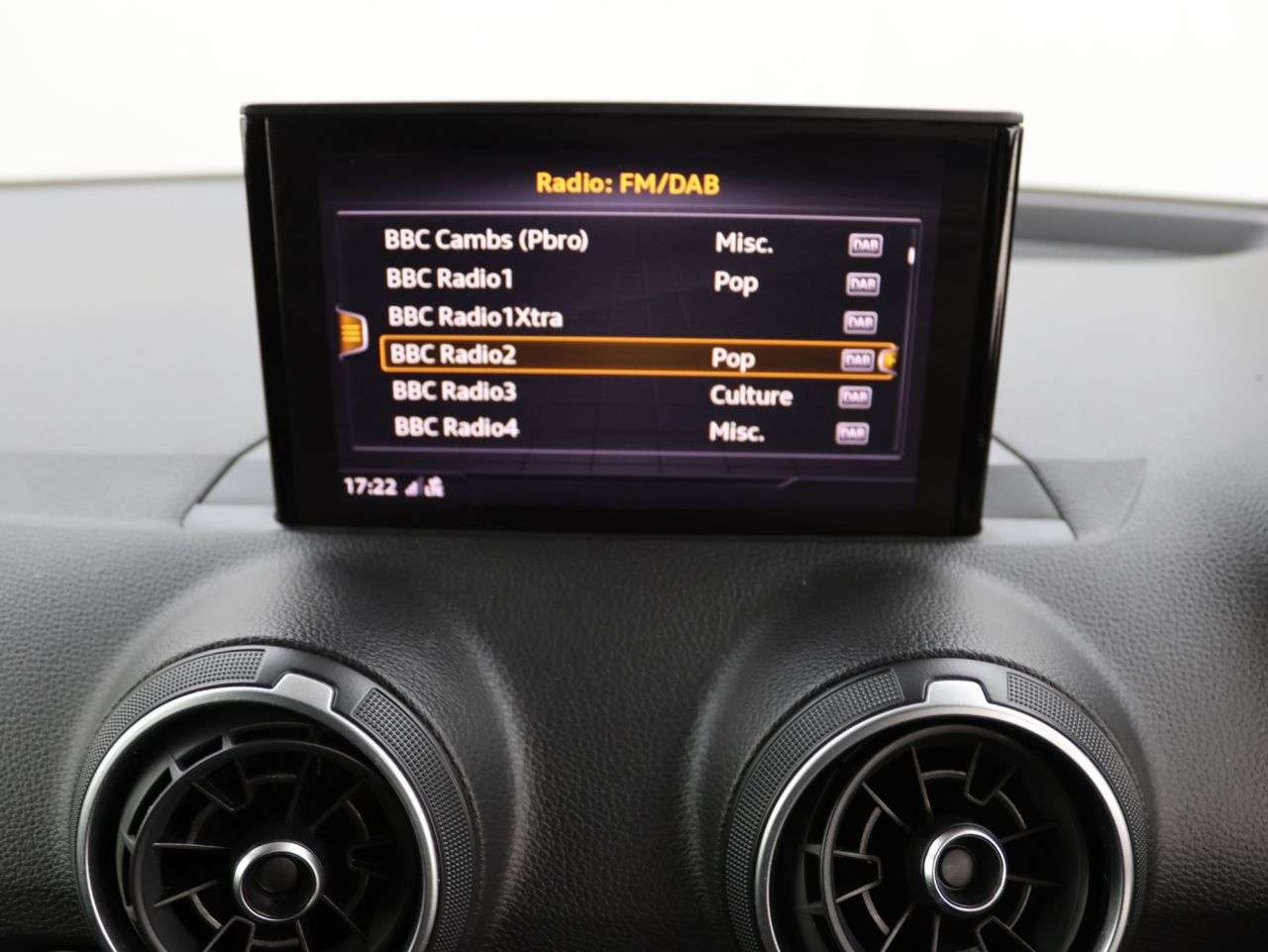 2020 AUDI Q2 2020 AUDI Q2