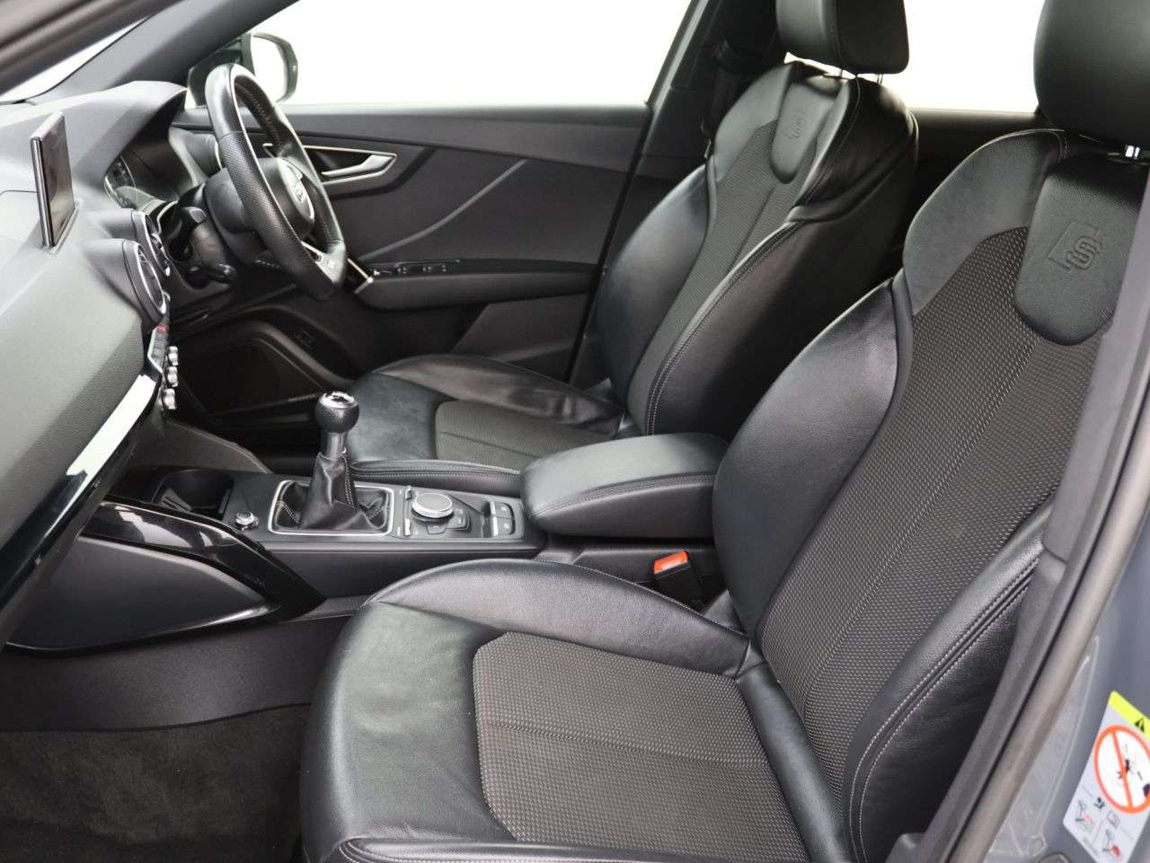 2020 AUDI Q2 2020 AUDI Q2