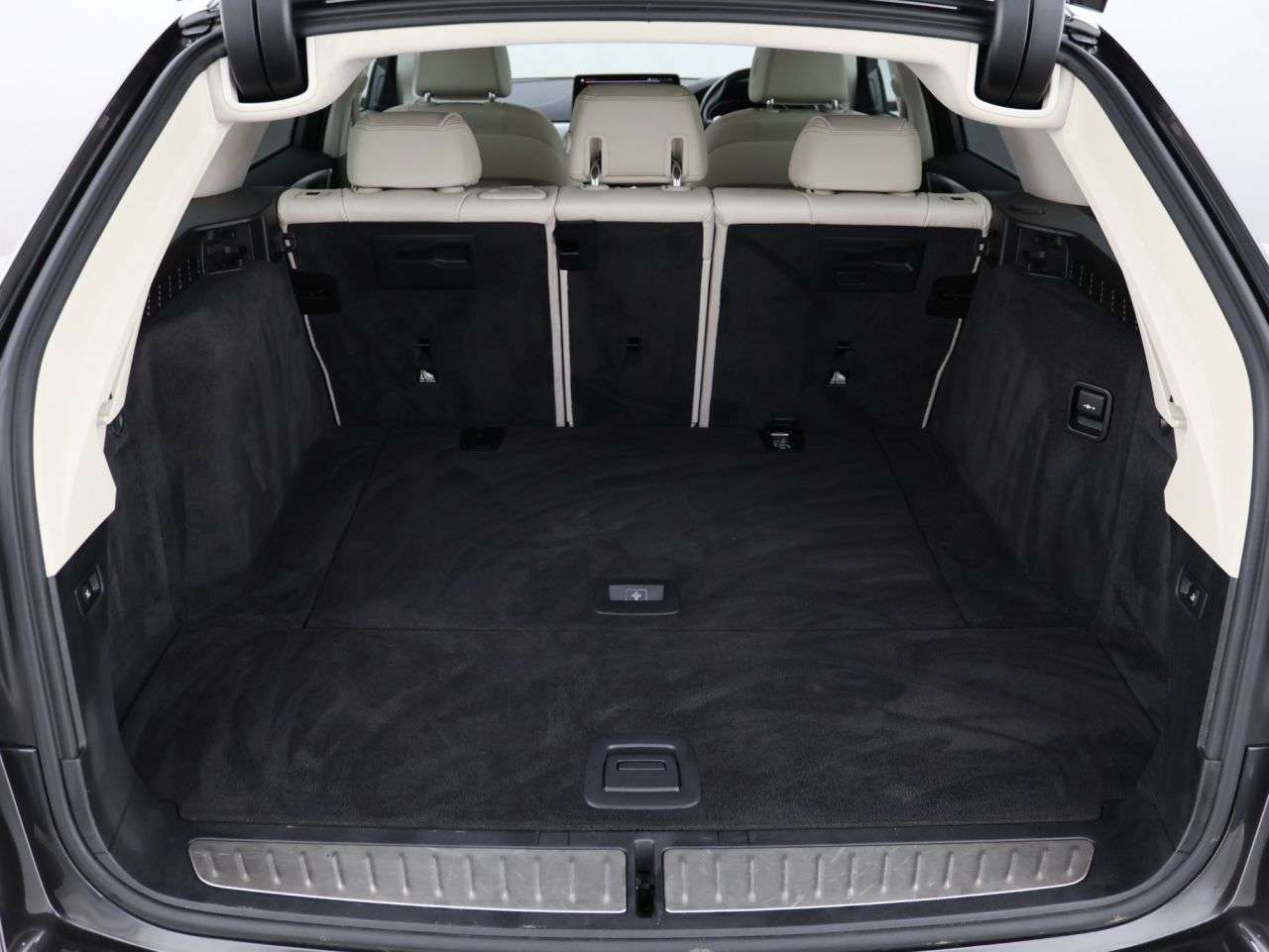 2021 BMW 5 SERIES 2021 BMW 5 SERIES