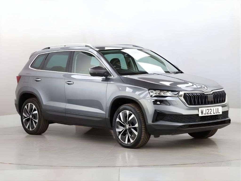 A 2022 SKODA KAROQ 2.0 TDI SE L SUV 5dr Diesel DSG 4WD Euro 6 (s/s) (150 ps) A 2022 SKODA KAROQ 2.0 TDI SE L SUV 5dr Diesel DSG 4WD Euro 6 (s/s) (150 ps)