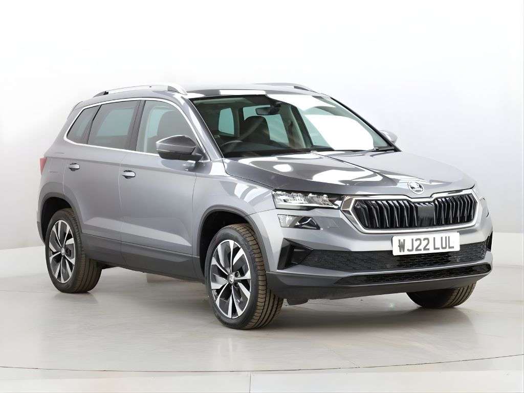 A 2022 SKODA KAROQ 2.0 TDI SE L SUV 5dr Diesel DSG 4WD Euro 6 (s/s) (150 ps) A 2022 SKODA KAROQ 2.0 TDI SE L SUV 5dr Diesel DSG 4WD Euro 6 (s/s) (150 ps)