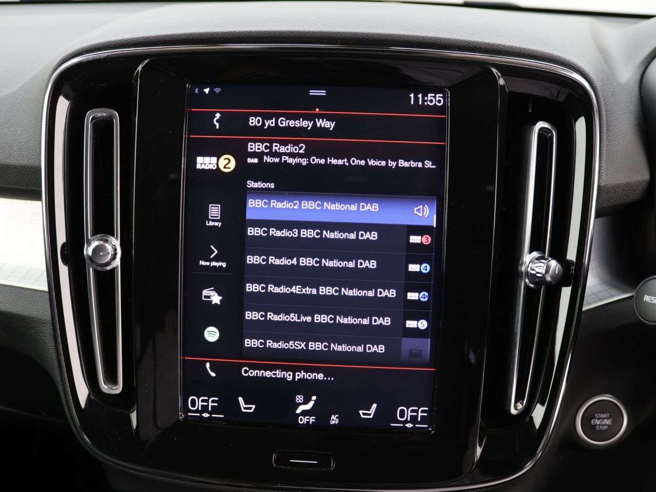 2020 VOLVO XC40 2020 VOLVO XC40