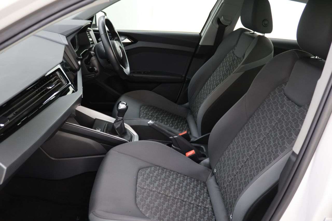 2022 AUDI A1 2022 AUDI A1