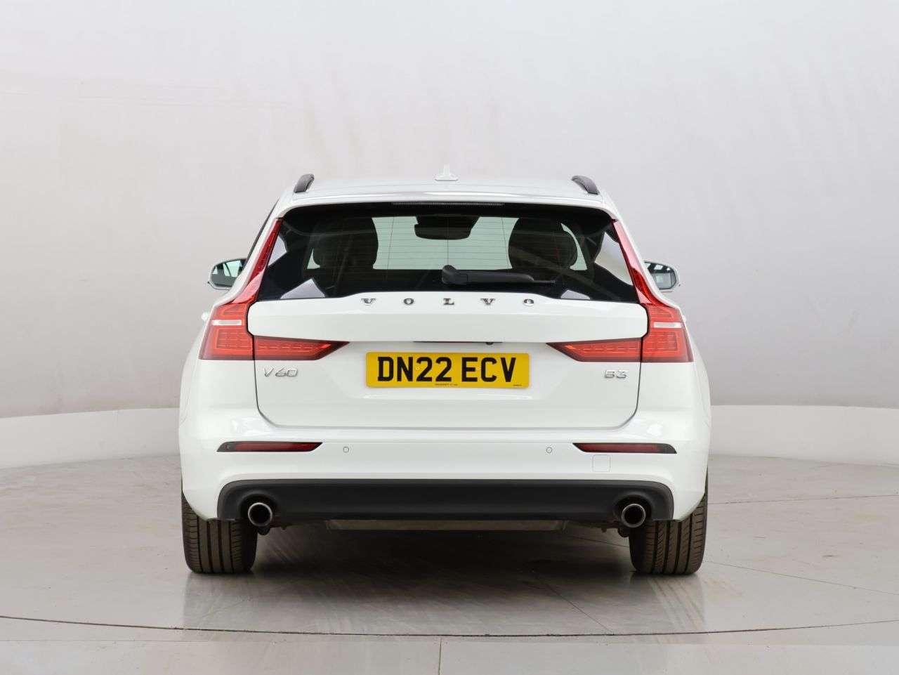 2022 VOLVO V60 2022 VOLVO V60