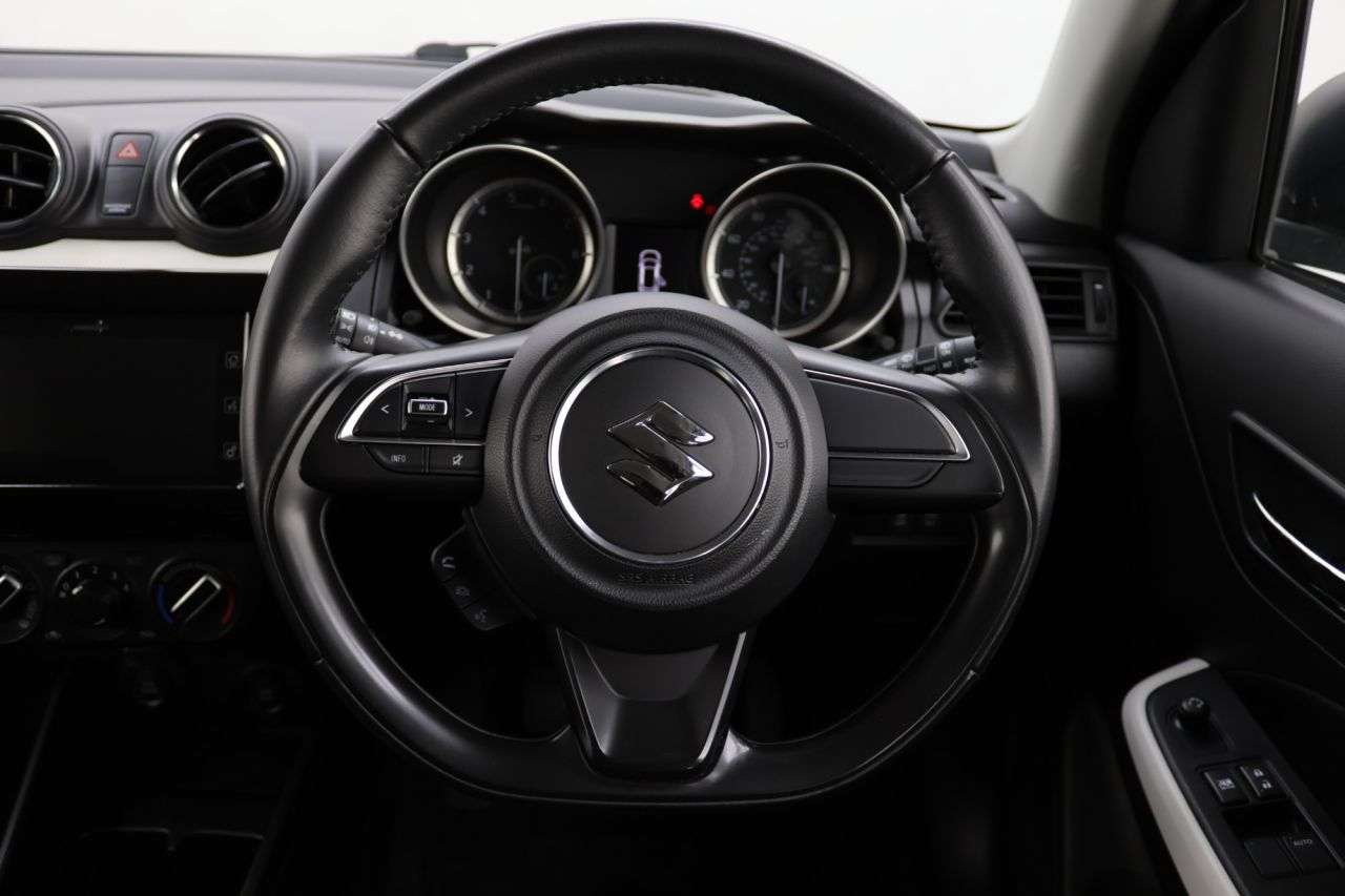 2020 SUZUKI SWIFT 2020 SUZUKI SWIFT