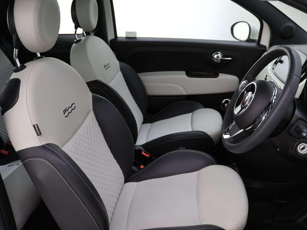 2022 FIAT 500 2022 FIAT 500