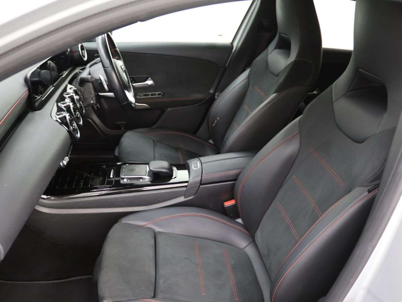 2021 MERCEDES-BENZ A CLASS 2021 MERCEDES-BENZ A CLASS