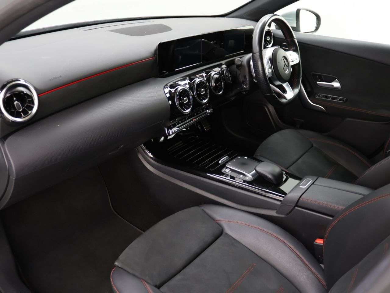 2021 MERCEDES-BENZ A CLASS 2021 MERCEDES-BENZ A CLASS