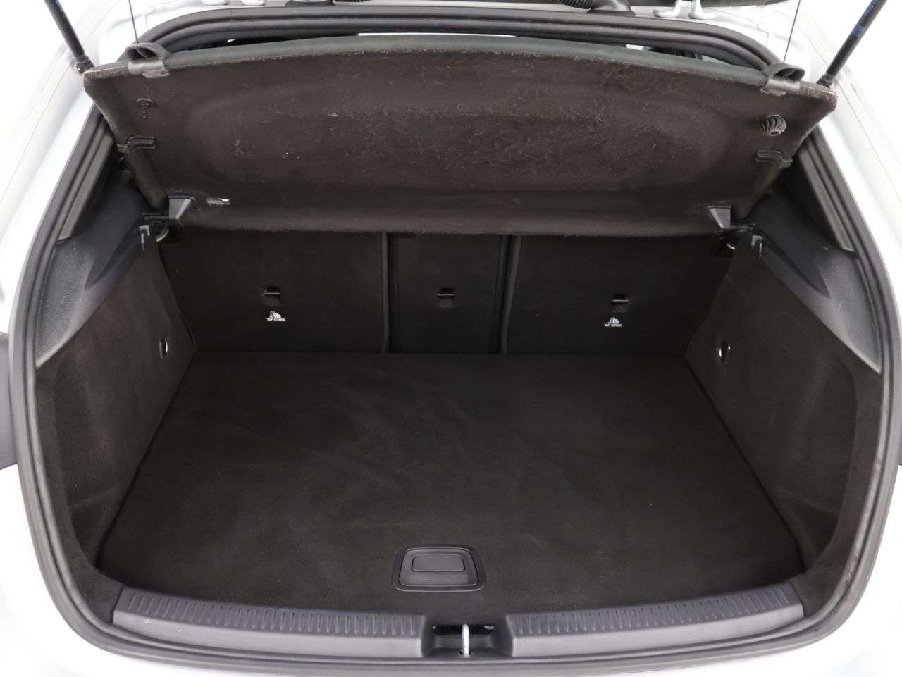 2021 MERCEDES-BENZ A CLASS 2021 MERCEDES-BENZ A CLASS