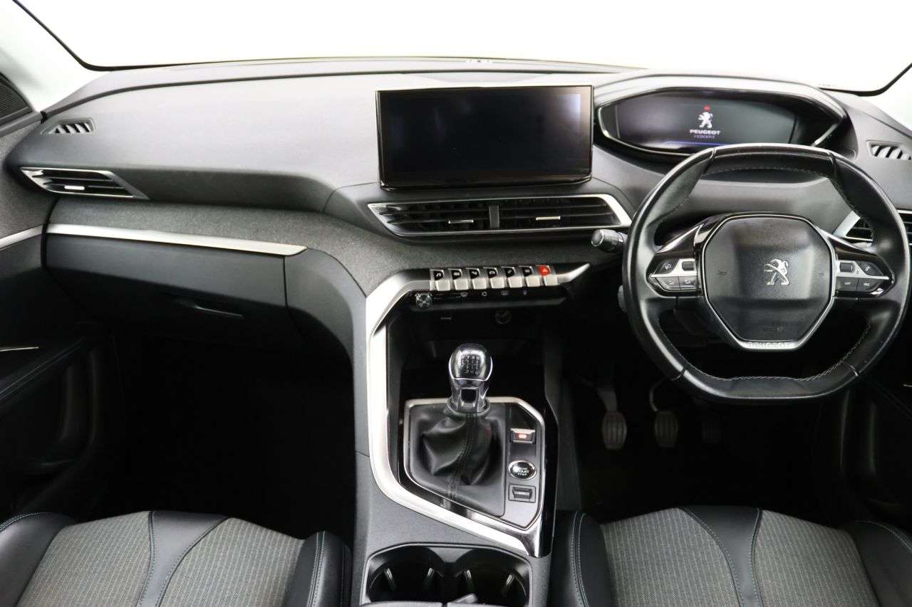 2021 PEUGEOT 3008 2021 PEUGEOT 3008