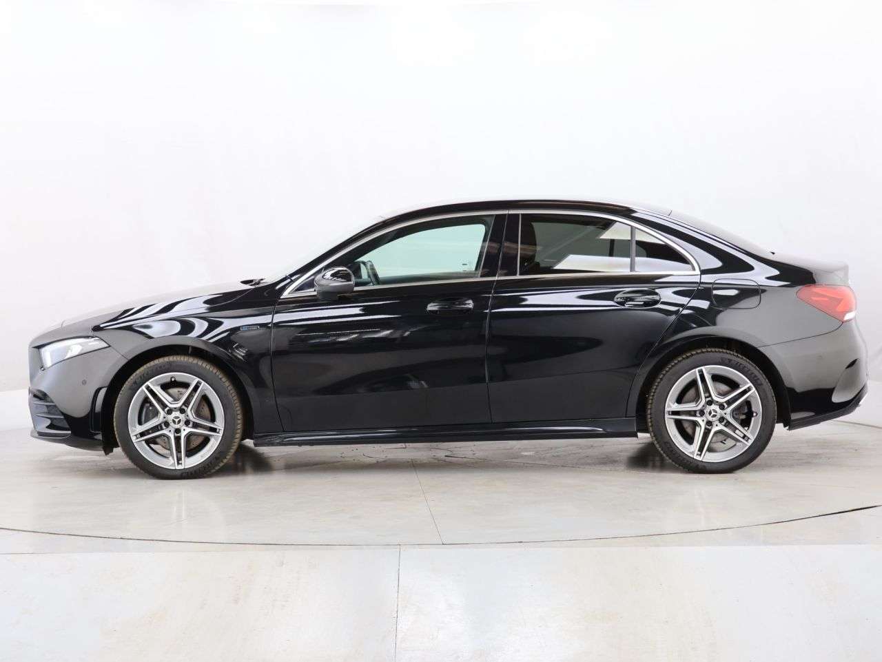 2021 MERCEDES-BENZ A CLASS 2021 MERCEDES-BENZ A CLASS