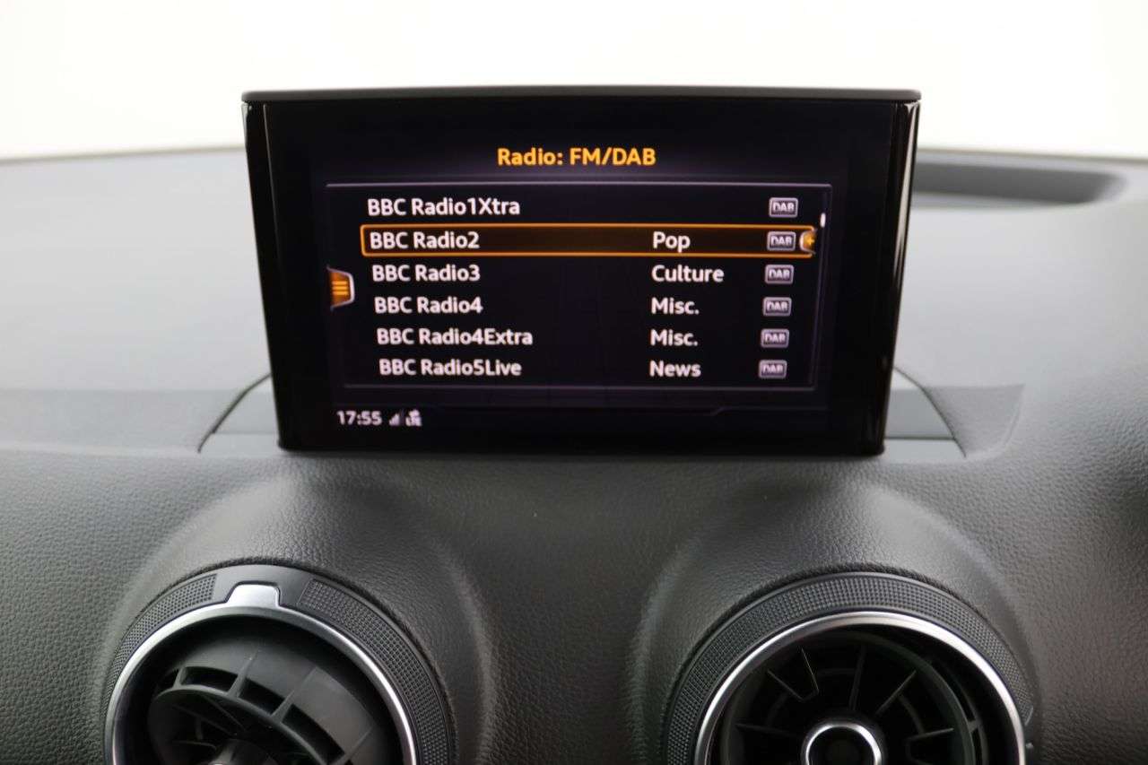 2019 AUDI Q2 2019 AUDI Q2