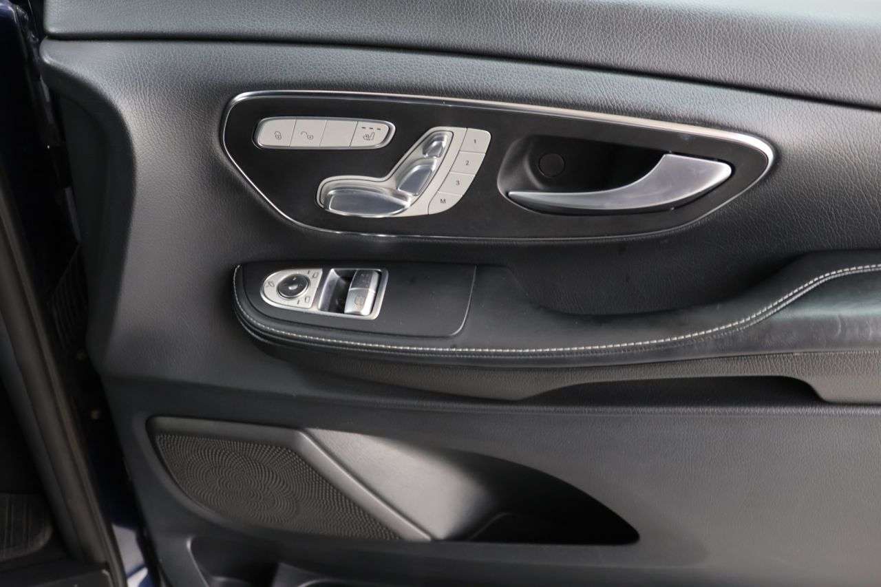 2017 MERCEDES-BENZ V CLASS 2017 MERCEDES-BENZ V CLASS