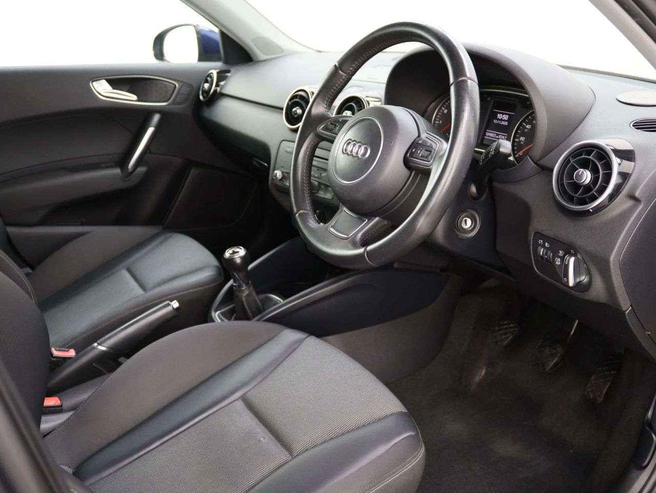 2013 AUDI A1 2013 AUDI A1